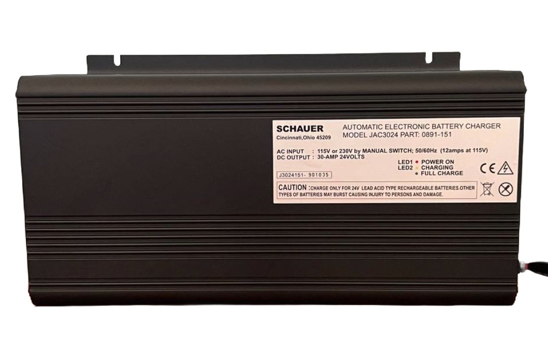 Schauer 30 Amp 24 Volt Battery Charger